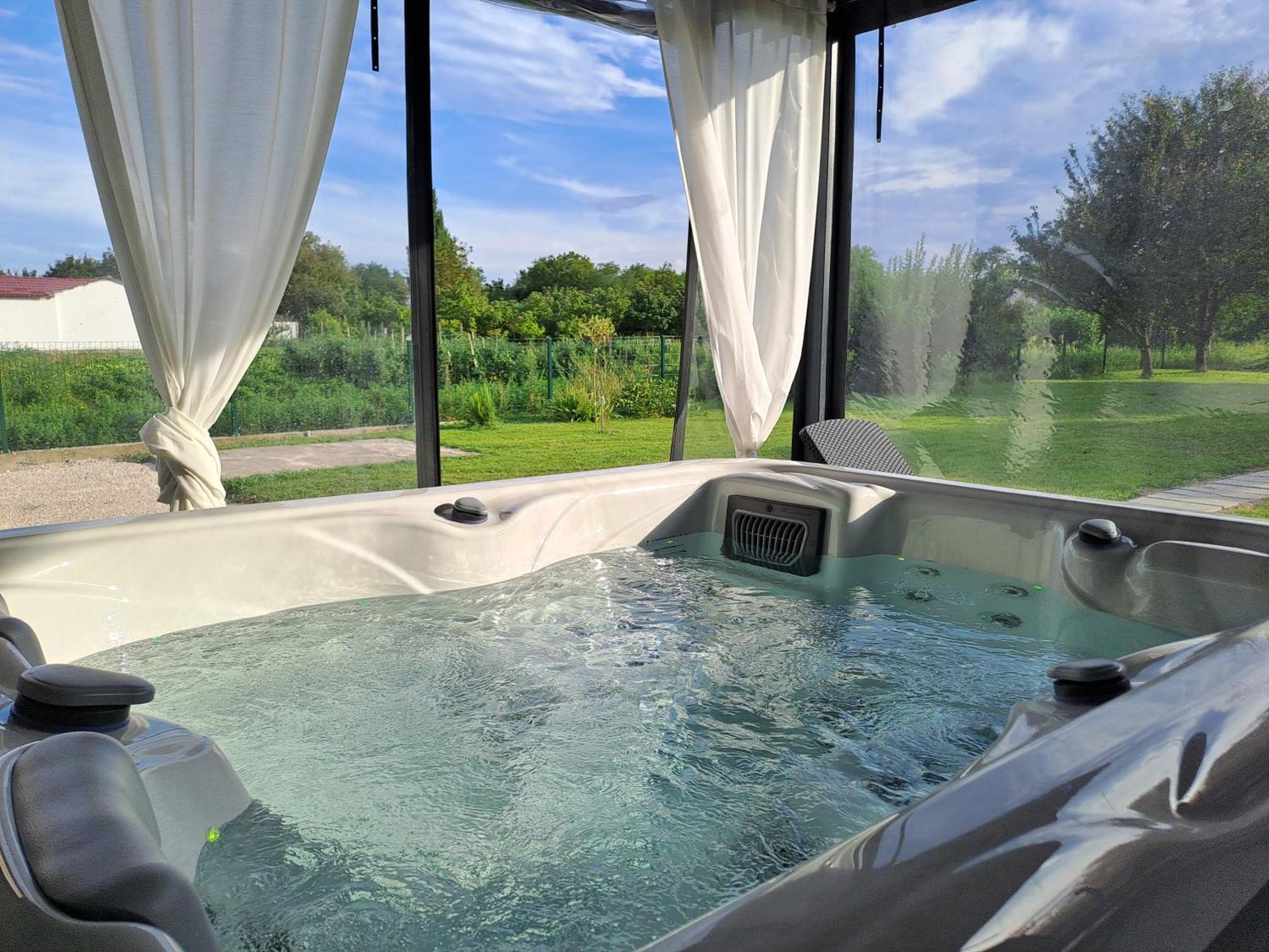 Kuca Za Odmor Domus Alba Villa Branjin Vrh ภายนอก รูปภาพ